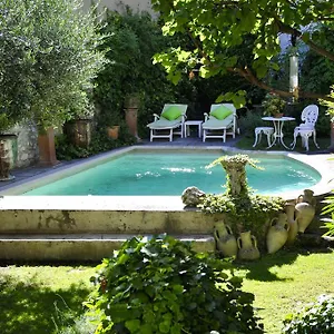 Les Saisons 3* Villeneuve-les-Avignon